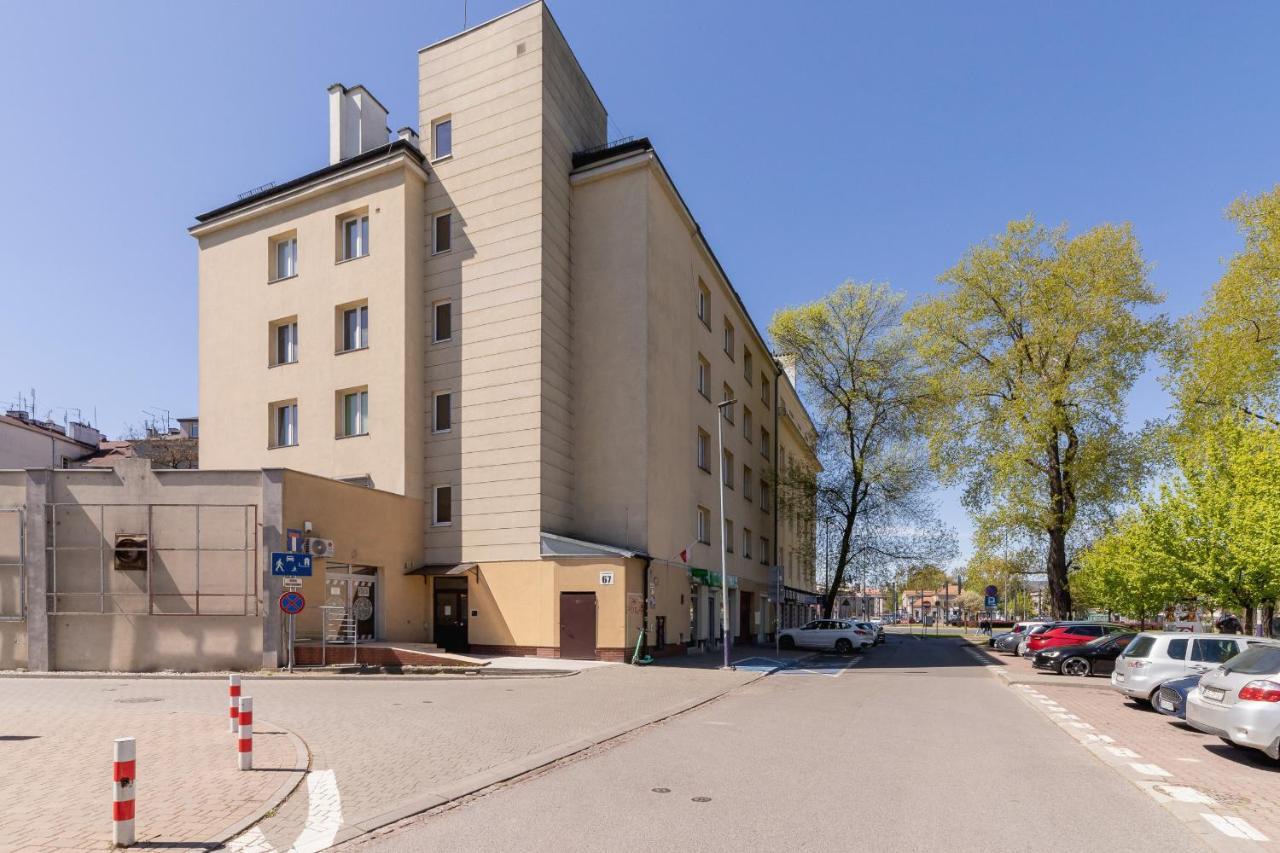 Apartment Modern Grzegorzeckie Roundabout Cracow By Renters Krakau