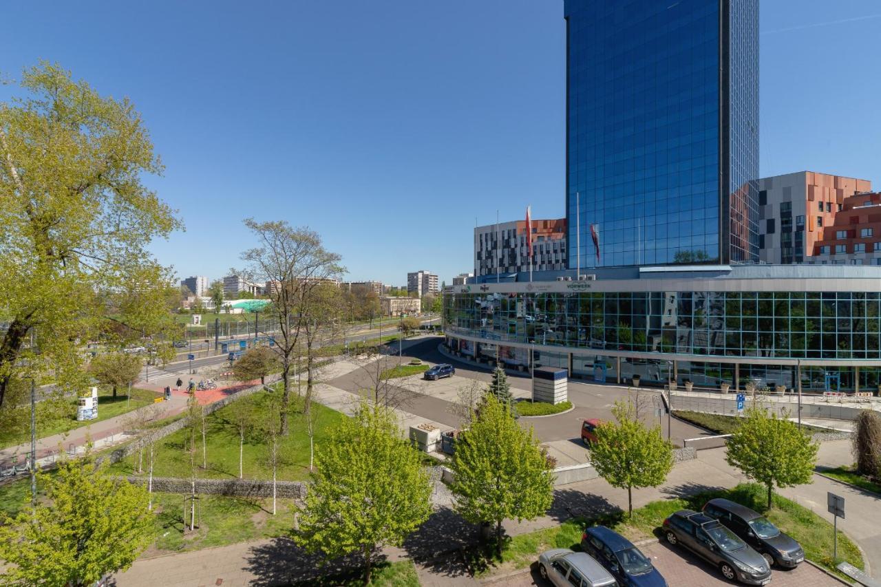 Modern Grzegorzeckie Roundabout Cracow By Renters